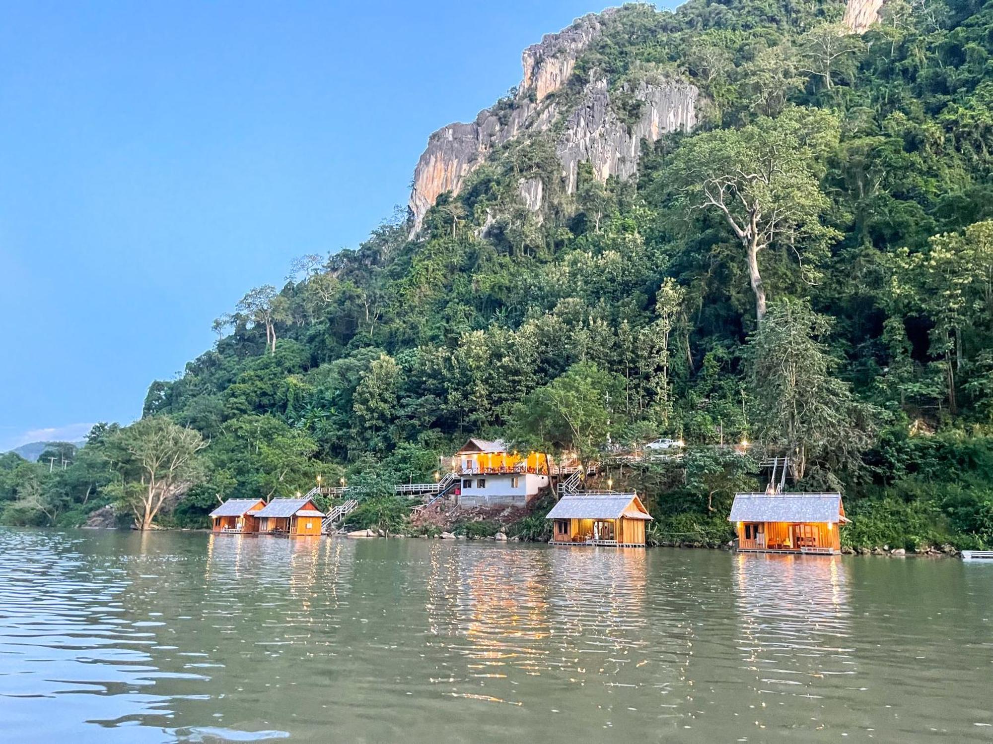 Nongkhiaw The Float House Exterior foto