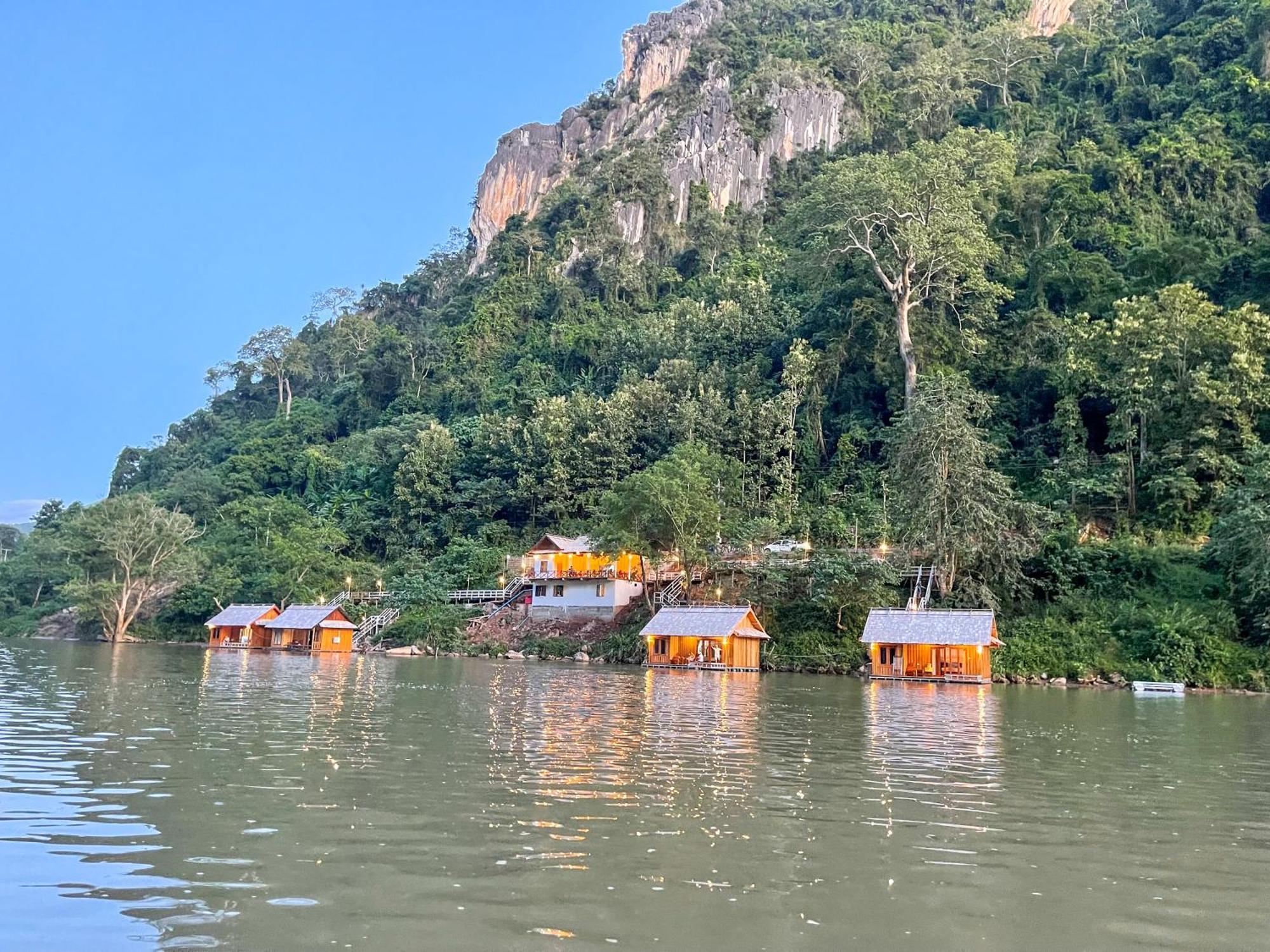 Nongkhiaw The Float House Exterior foto
