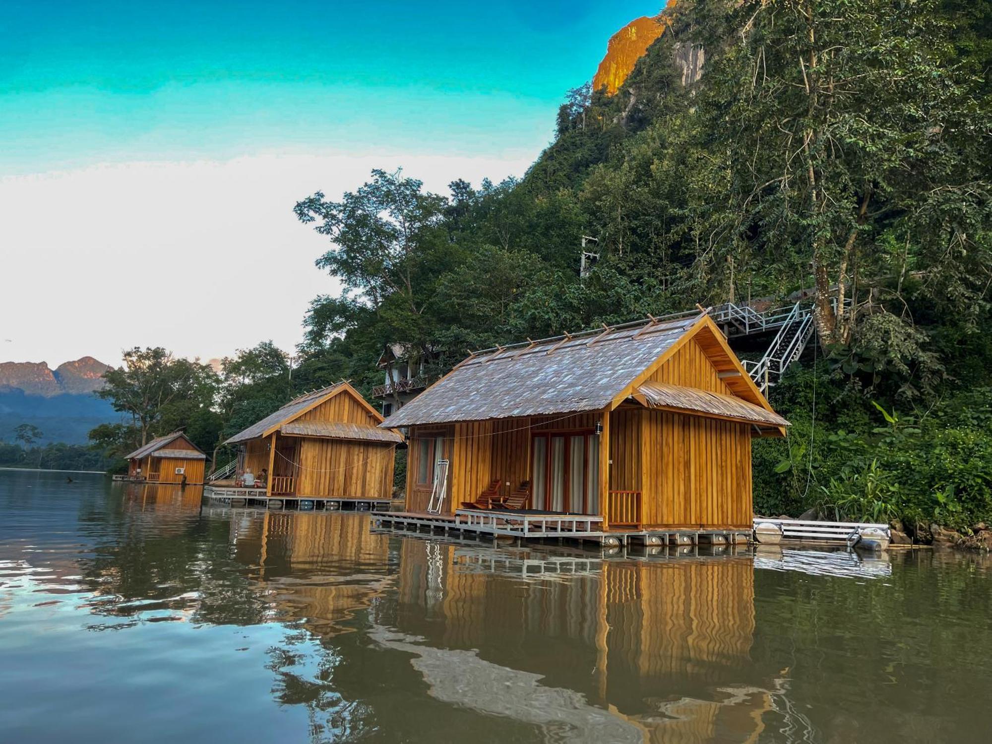 Nongkhiaw The Float House Exterior foto