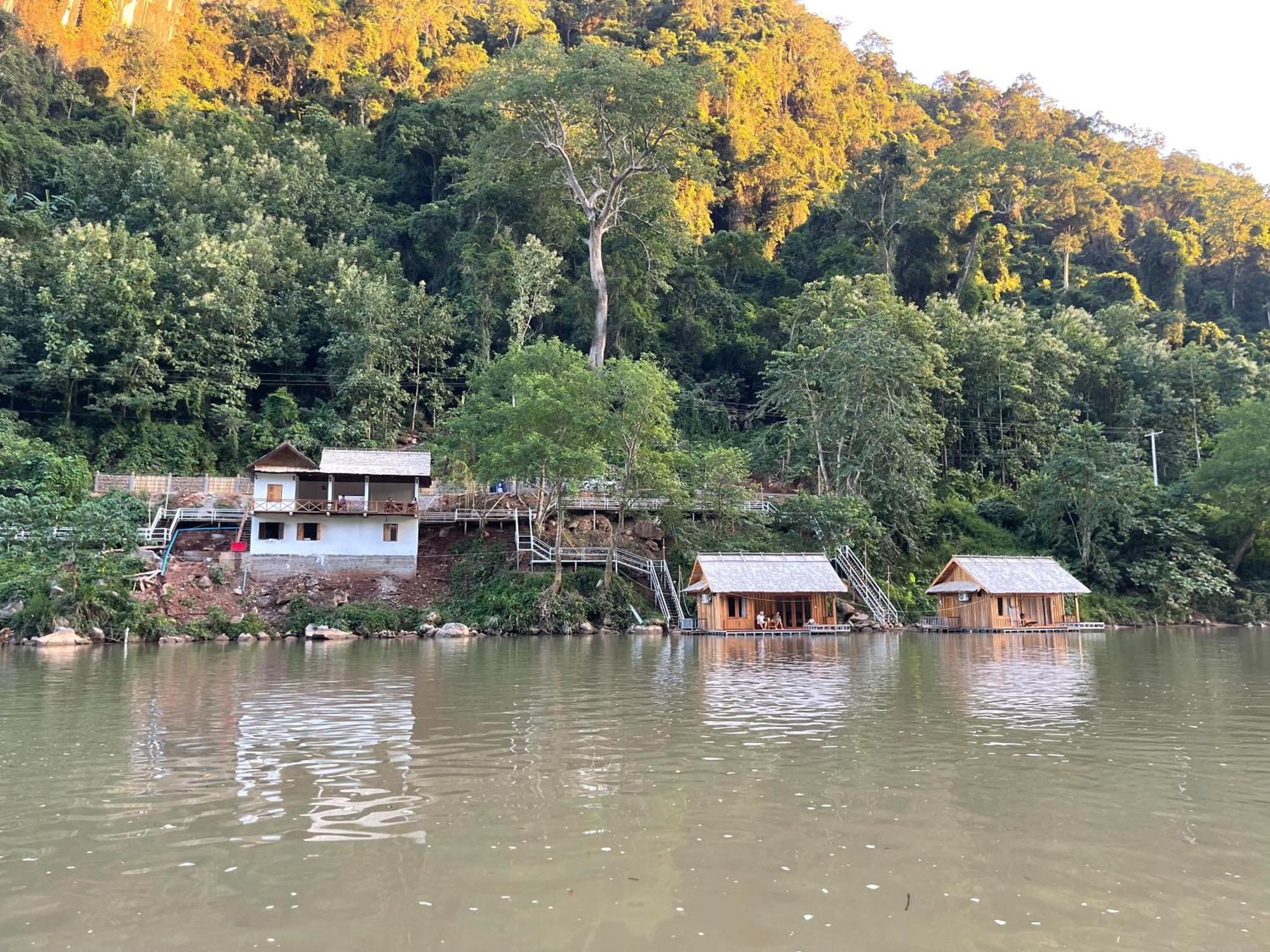 Nongkhiaw The Float House Exterior foto