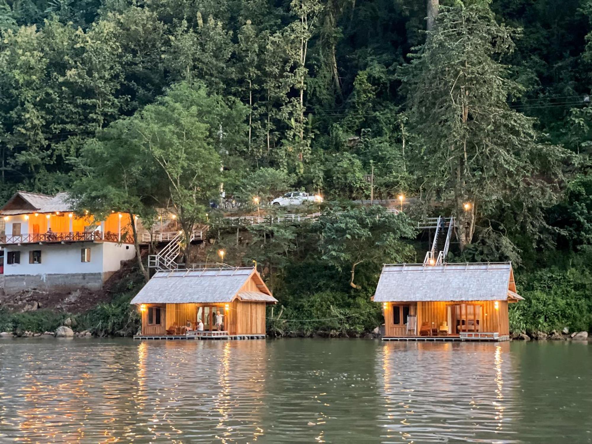 Nongkhiaw The Float House Exterior foto