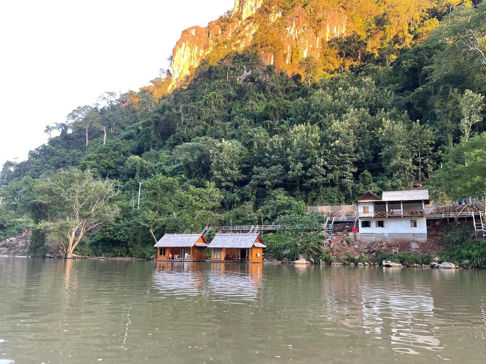 Nongkhiaw The Float House Exterior foto