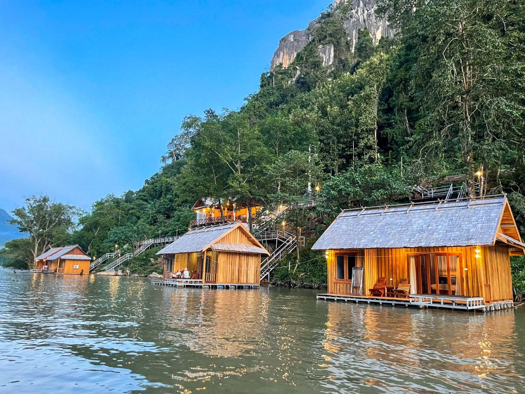 Nongkhiaw The Float House Exterior foto